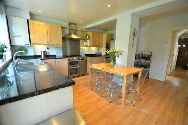 Ellesmere Avenue, Mill Hill